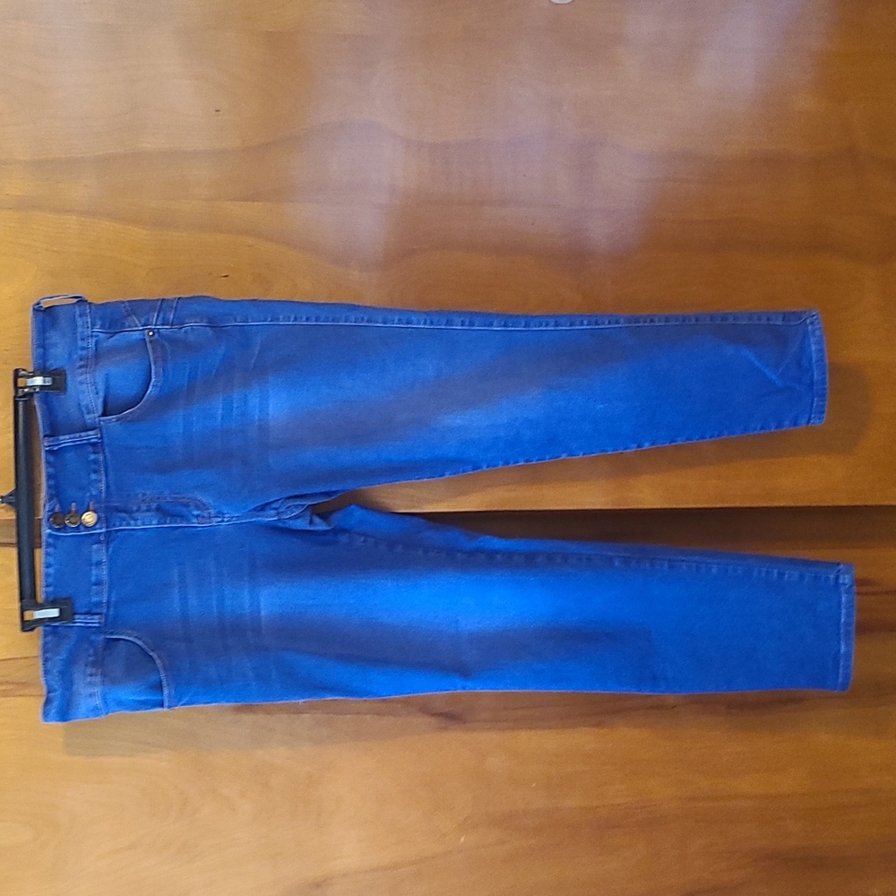 NEW PRICE! Bright blue skinny jeans size 20